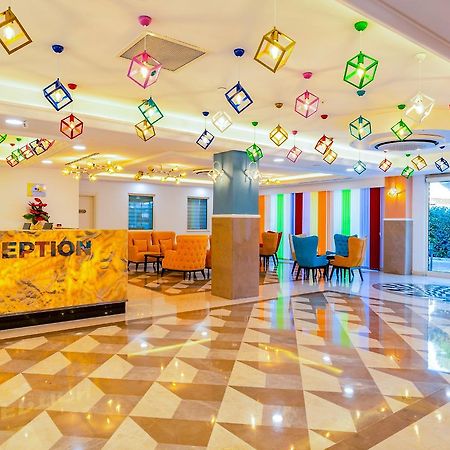 ホテル Crystal Club World Of Colours ボアズケント エクステリア 写真